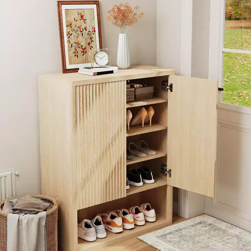 Meuble à chaussures de 112 cm de haut, organisateur de rangement avec portes et 4 étagères réglables, étagère à chaussures moderne autoportante pour entrée, couloir, salon