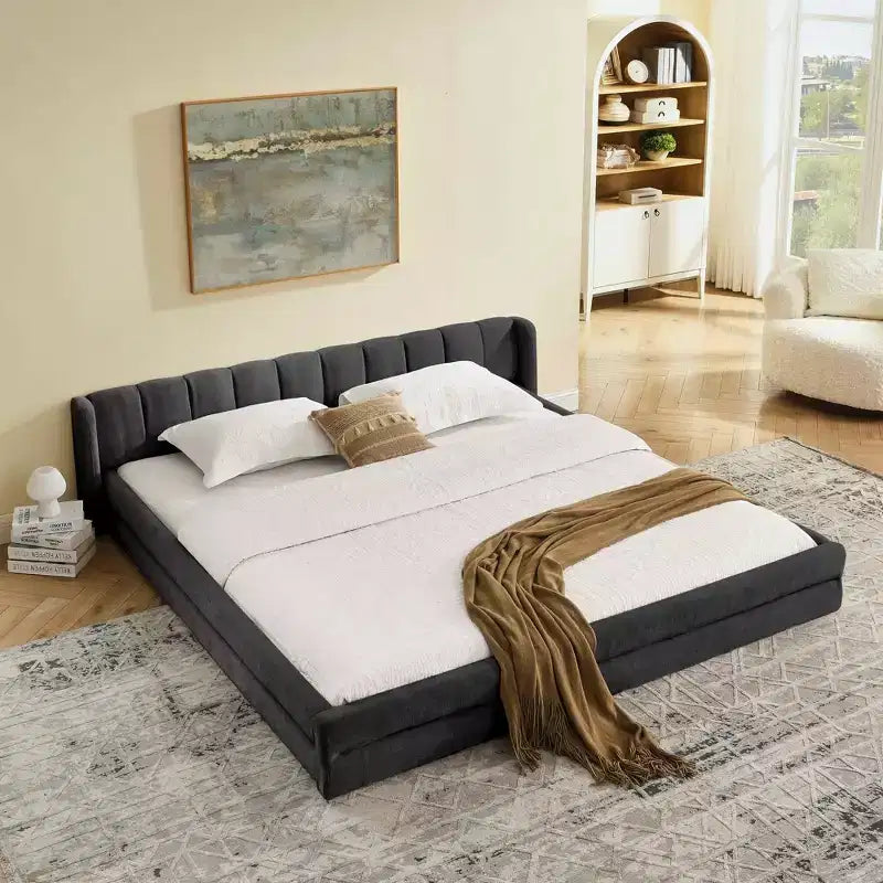 Lit capitonné King Size avec tête de lit, cadre solide en tissu chenille pour chambre à coucher, gris