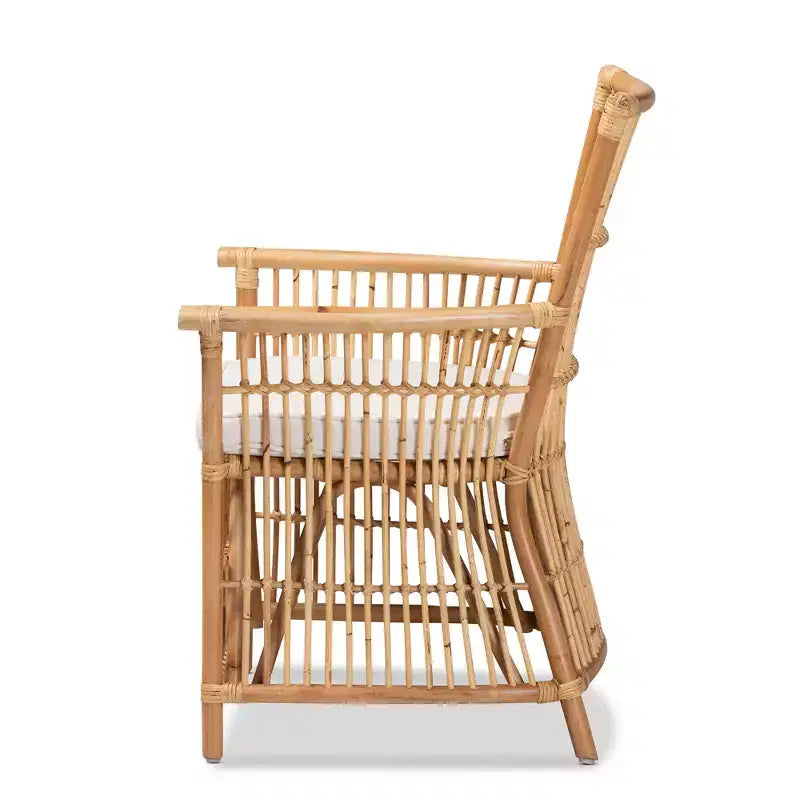 Fauteuil en bois et tissu d'inspiration bohème moderne